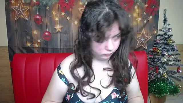 Snapshot of NeonilaLisova chatting on 12/22/25, 12:16 NeonilaLisova online show from 12/22/25, 12:16