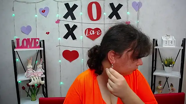 Snapshot of NeonilaLisova chatting on 09/14/25, 05:19 NeonilaLisova online show from 09/14/25, 05:19