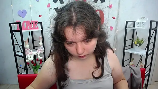 Snapshot of NeonilaLisova chatting on 09/25/25, 05:13 NeonilaLisova online show from 09/25/25, 05:13