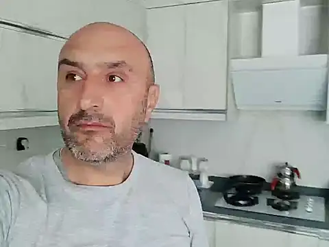 18cmyilmazta20 online show from 11/13/25, 07:56