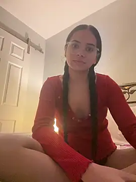 Snapshot of vixxnovalee chatting on 02/21/26, 07:21 vixxnovalee online show from 02/21/26, 07:21