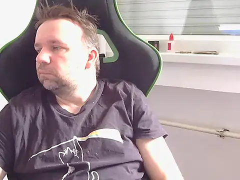 kristianss08 online show from 04/14/26, 08:19