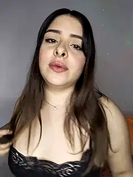 Nahomy cm online show from 11/10/25, 10:37