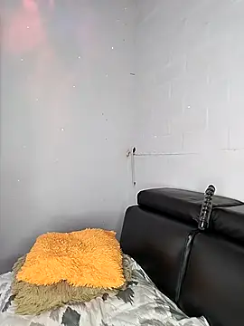 Nahomy cm online show from 11/13/25, 07:18