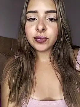 Nahomy cm online show from 03/05/26, 09:11