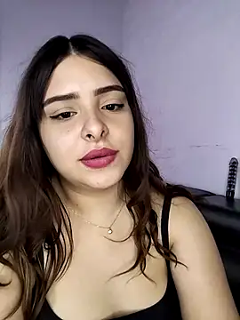 Nahomy cm online show from 09/17/25, 09:39