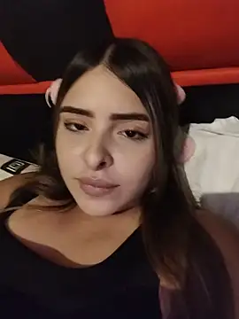 Nahomy cm online show from 05/17/26, 05:07