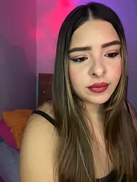 Nahomy cm online show from 06/18/26, 03:38