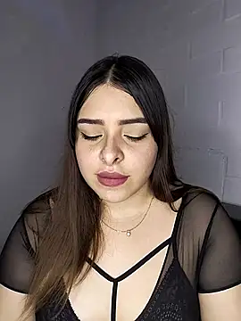 Nahomy cm online show from 10/30/25, 09:55