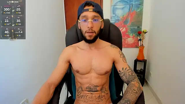 Cristhian teylor  online show from 09/26/25, 06:37