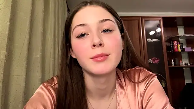 Adel strongwoman online show from 03/31/26, 05:15