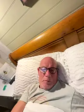 philefc online show from 10/27/25, 09:05