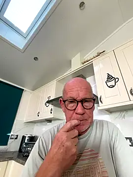 philefc online show from 10/28/25, 09:41