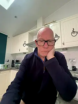 philefc online show from 12/04/25, 10:25