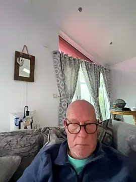 philefc online show from 11/09/25, 04:00