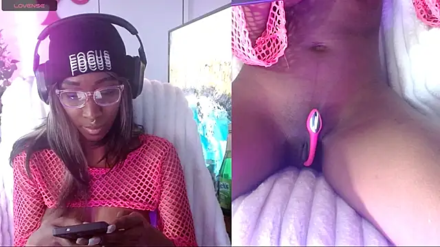 alys at college online show from 02/17/26, 02:14