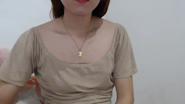 Dolly Peach  online show from 03/27/26, 12:28