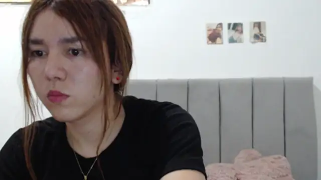 Snapshot of Dolly_Peach_ chatting on 08/07/26, 06:58 Dolly Peach online show from 08/07/26, 06:58