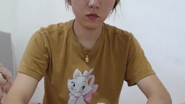 Dolly Peach  online show from 02/23/26, 07:03