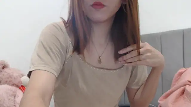 Dolly Peach  online show from 04/08/26, 01:23