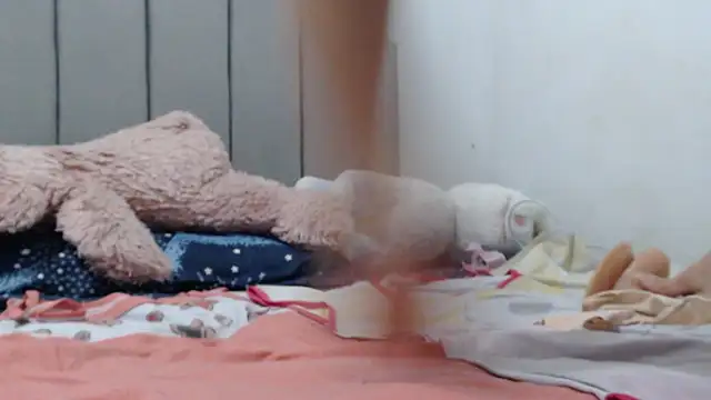 Snapshot of Dolly_Peach_ chatting on 06/20/26, 08:36 Dolly Peach online show from 06/20/26, 08:36