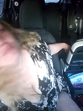 Snapshot of Bridgette03 chatting on 10/04/25, 08:49 Bridgette03 online show from 10/04/25, 08:49