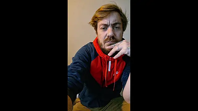 Snapshot of 3615-ULLA chatting on 11/20/25, 02:51 3615-ULLA online show from 11/20/25, 02:51