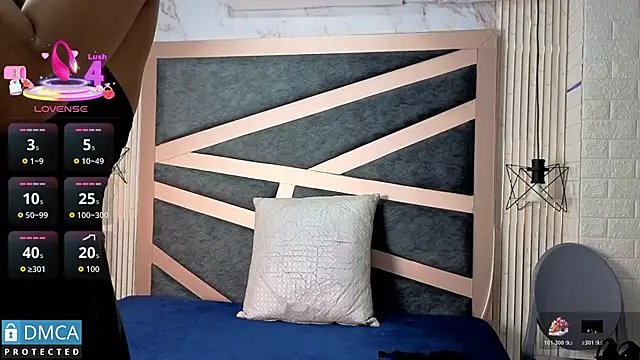 Snapshot of Clhoee_ chatting on 11/07/25, 01:21 Clhoee online show from 11/07/25, 01:21