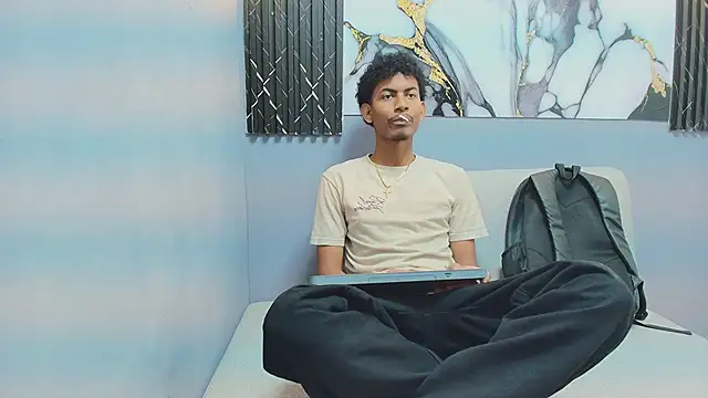 FYKMOR 1 online show from 11/21/25, 07:46