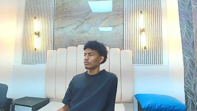 FYKMOR 1 online show from 11/20/25, 08:09