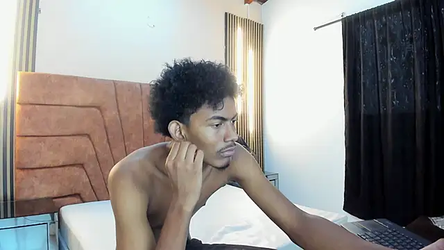 FYKMOR 1 online show from 12/01/25, 07:48