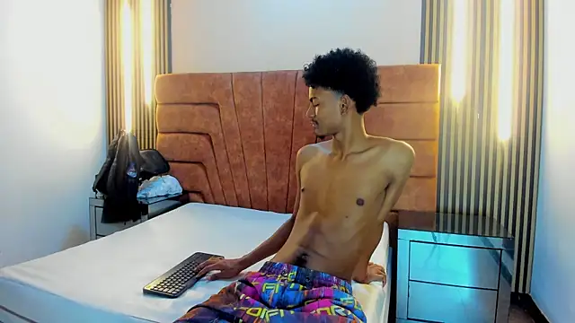 FYKMOR 1 online show from 12/15/25, 08:14