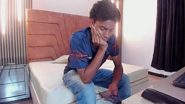 FYKMOR 1 online show from 09/12/25, 03:50