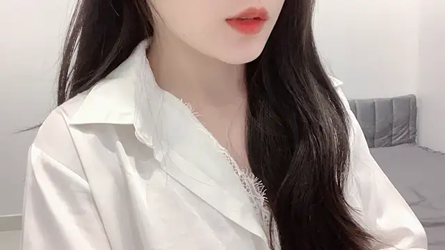 Snapshot of ___Lily___ chatting on 05/01/26, 03:39 Lily online show from 05/01/26, 03:39