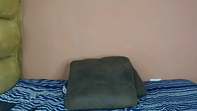 SexxyAddiict online show from 11/12/25, 05:22