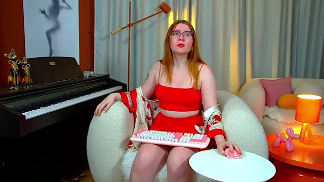 AliceAllisons online show from 09/30/25, 06:25