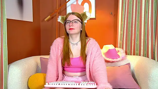 AliceAllisons online show from 09/26/25, 06:37