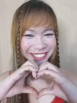 Snapshot of Tsfelicity_youngxx chatting on 06/16/26, 04:29 Tsfelicity youngxx online show from 06/16/26, 04:29