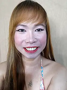 Snapshot of Tsfelicity_youngxx chatting on 05/15/26, 12:03 Tsfelicity youngxx online show from 05/15/26, 12:03