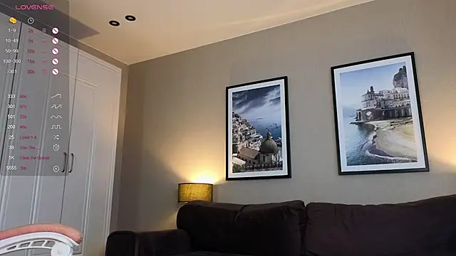 brightrays    online show from 02/16/26, 02:10