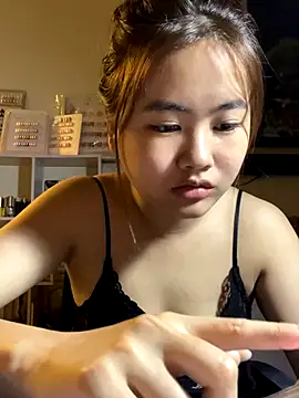 Lucky-nice202 online show from 10/22/25, 04:17