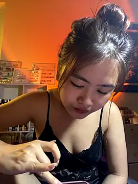 Lucky-nice202 online show from 10/21/25, 04:17