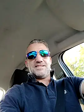 handsome8inchh online show from 09/08/25, 04:17