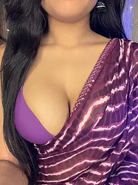 KARISHMA-STRIP online show from 03/03/26, 09:44