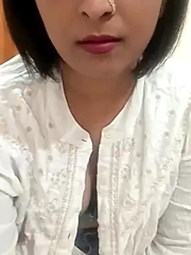 Snapshot of Queen_Kushi4 chatting on 07/08/26, 02:07 Queen Kushi4 online show from 07/08/26, 02:07