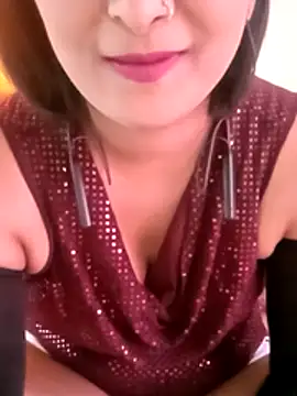 Snapshot of Queen_Kushi4 chatting on 06/15/26, 10:26 Queen Kushi4 online show from 06/15/26, 10:26