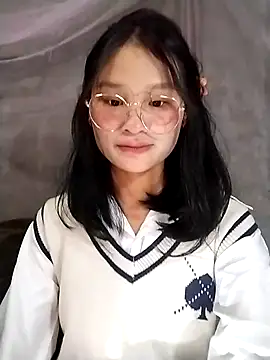 saronla 03 online show from 11/29/25, 03:06