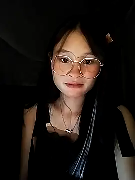 Snapshot of saronla_03 chatting on 09/25/25, 03:29 saronla 03 online show from 09/25/25, 03:29