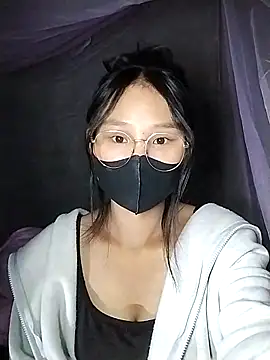 Snapshot of saronla_03 chatting on 11/03/25, 06:29 saronla 03 online show from 11/03/25, 06:29