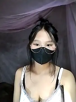 saronla 03 online show from 11/16/25, 06:40